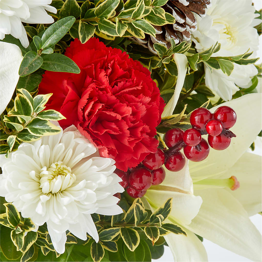 Festive Moments Tree – BLUEMOON FLORAL & GIFT, Denver CO