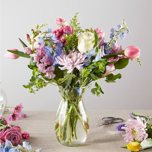 Pastel Tradition - A Florist Original – BLUEMOON FLORAL & GIFT, Denver CO