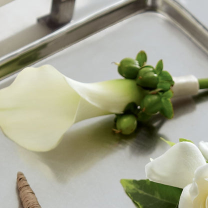 White Calla Boutonniere – BLUEMOON FLORAL & GIFT, Denver CO