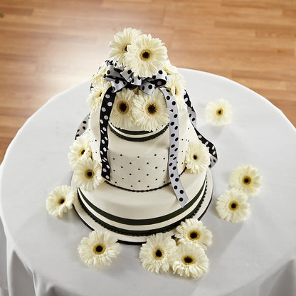 Simple Sophistication Cake Décor – BLUEMOON FLORAL & GIFT, Denver CO